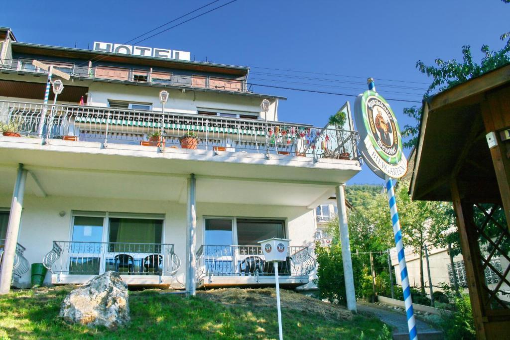 Hotel Restaurant Moselblick Wintrich Exterior foto